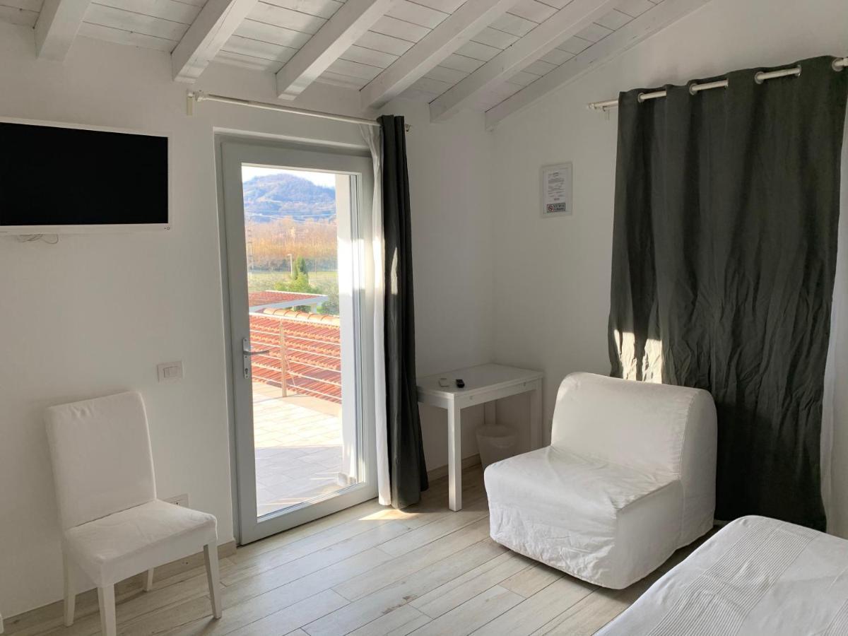 Dolce Dormire Suite Arcola Bagian luar foto