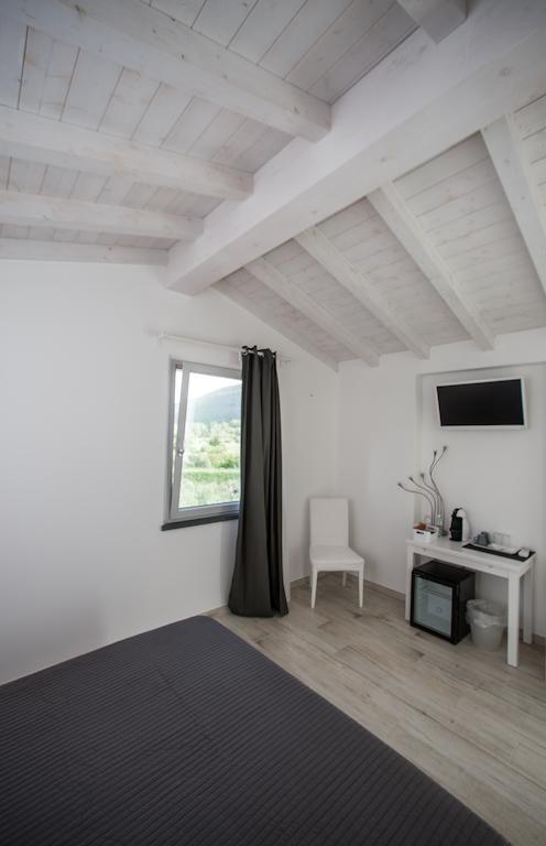 Dolce Dormire Suite Arcola Bagian luar foto